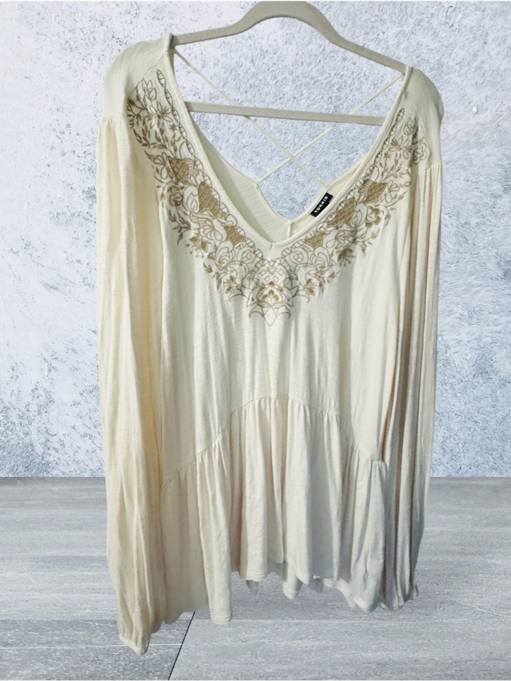torrid Cream Embroidered V-Neck Peasant Tunic